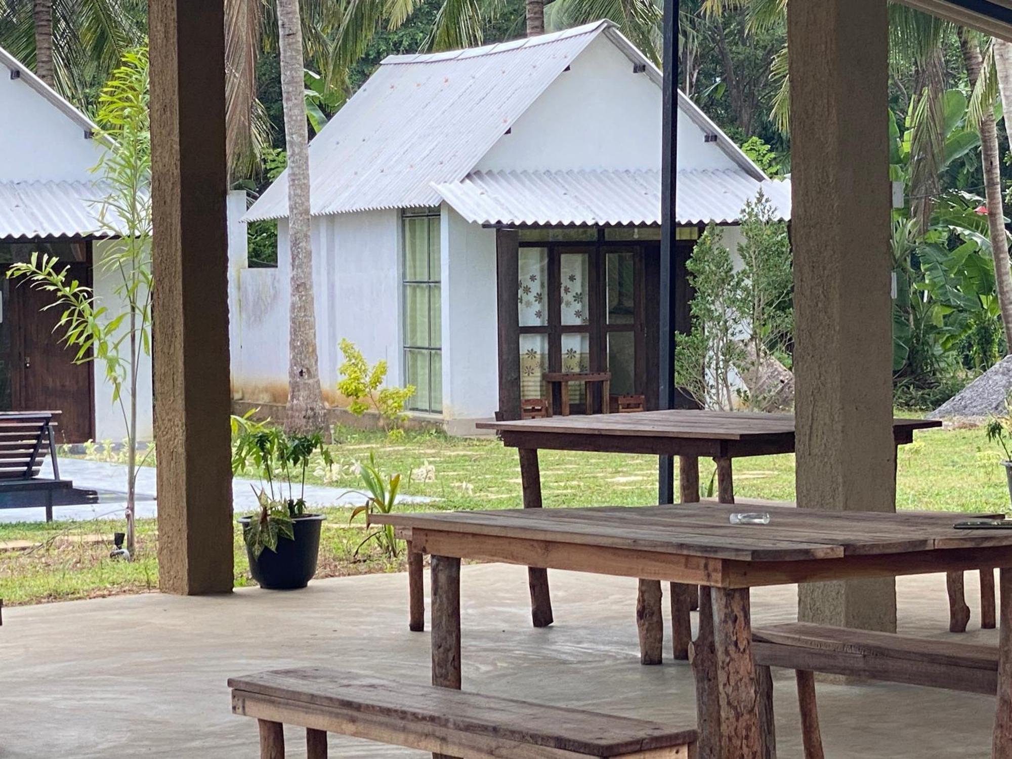 Paramount Safari Cottage Удавалаве Екстериор снимка