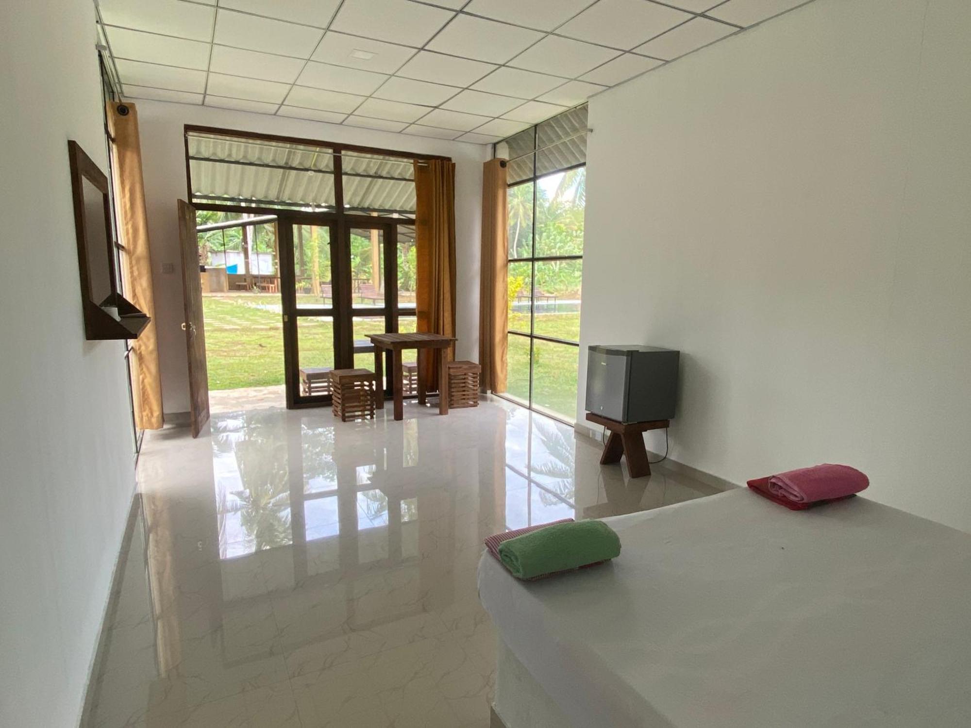 Paramount Safari Cottage Удавалаве Екстериор снимка